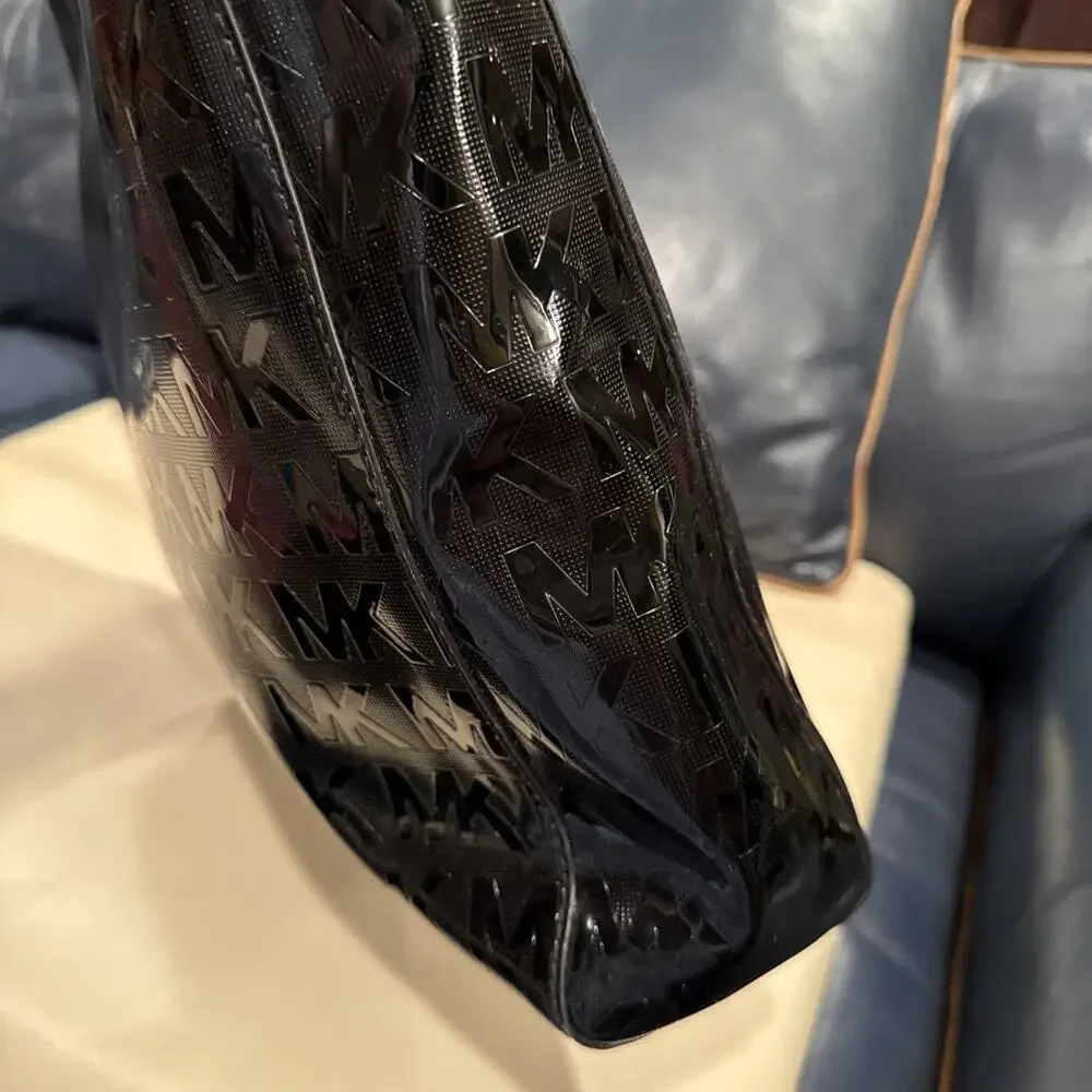 Michael Kors Large Black Tote Bag - Picture 11 of 14